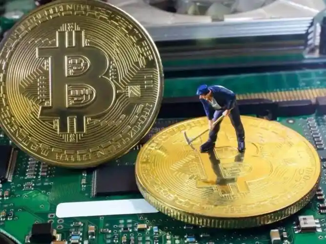 Efficient cryptocurrency mining rig setup with cooling system