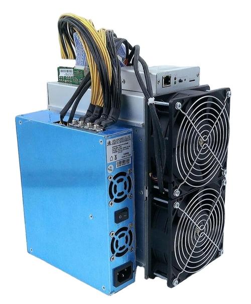 Innovative solar-integrated mining rig design for enhanced efficiency
