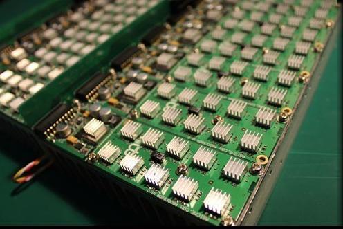 High-performance mining rig managed in a Chinese hosting environment